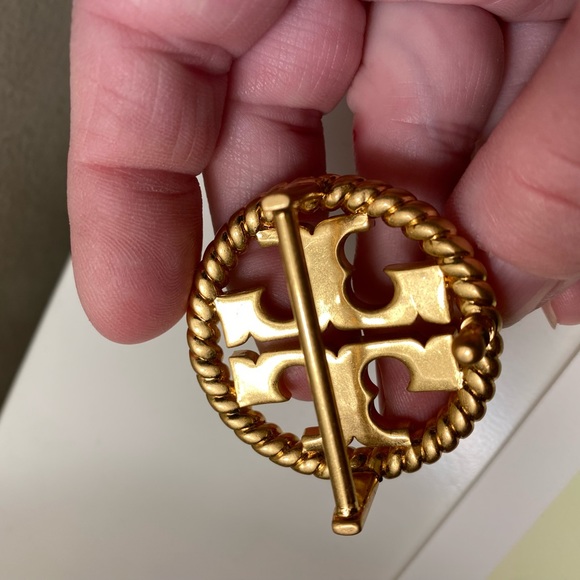 Tory Burch belt